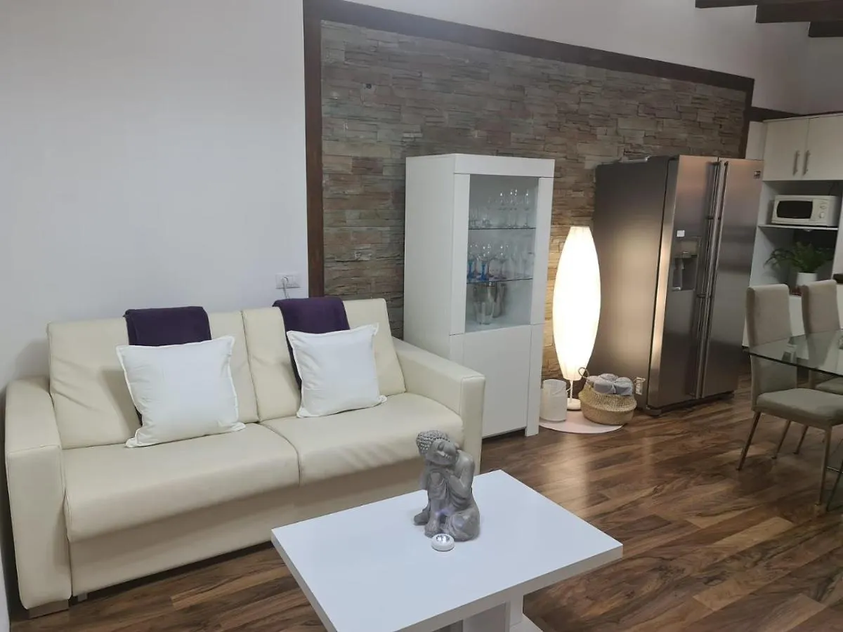 بيت للعطل فيلا Casa Olga أرونا إسبانيا
